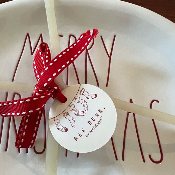 Rae Dunn “Merry Christmas” ceramic plates. - Picture 13 of 15